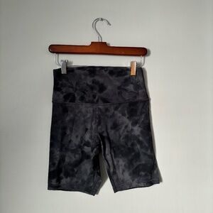 lululemon Align™ High-Rise Short 6"